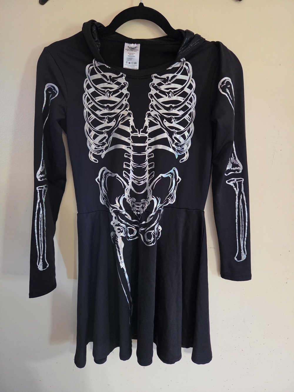 Spirit Halloween Black Hoodie Skeleton Dress Costume with Silver Bone Print